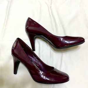 6.5 shiny eggplant purple Merona heels